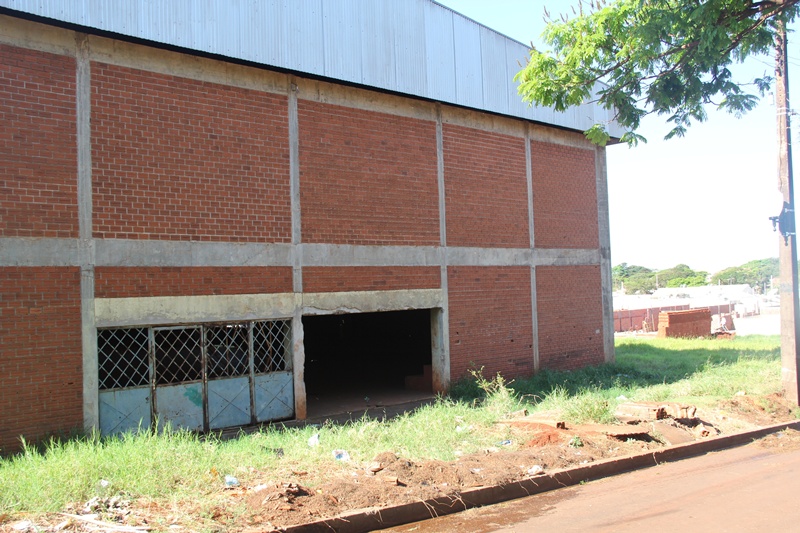  CONVITE  Prefeitura convida para Audiência Publica  Para discutir centro Profissionalizante